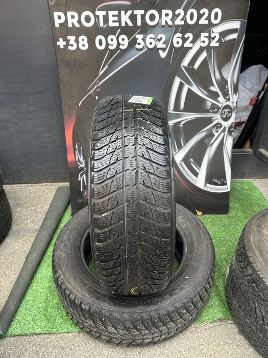 235/60 R18 Nokian WR SUV 3, пара шин зимних.