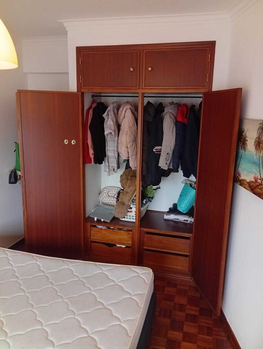 Arrenda-se quarto pra partilha ou Air BnB.