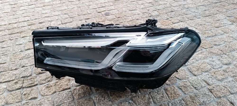 Farol BMW G30 G31 full Led