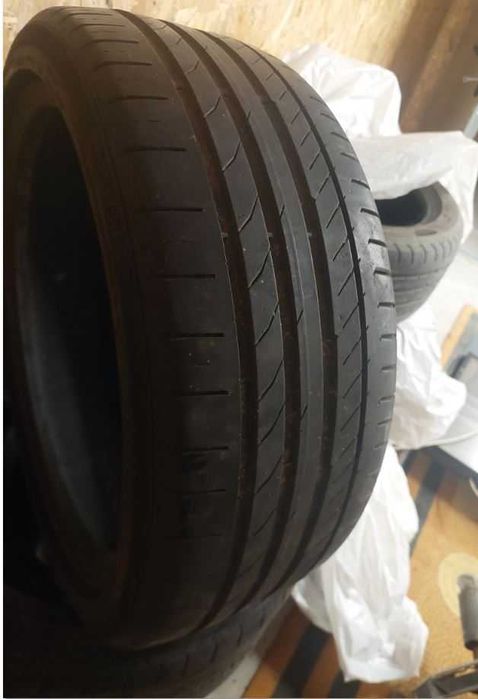 Continental - Opony 225/40 R18 2016r. - używane