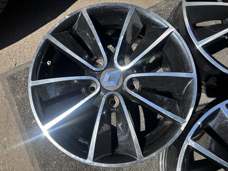 5/114.3R15 Renault диски