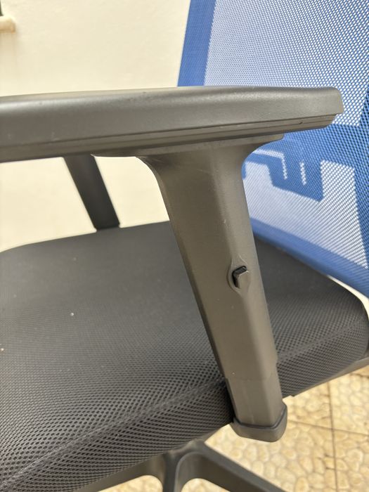 Cadeira de Escritorio  Ergonómica