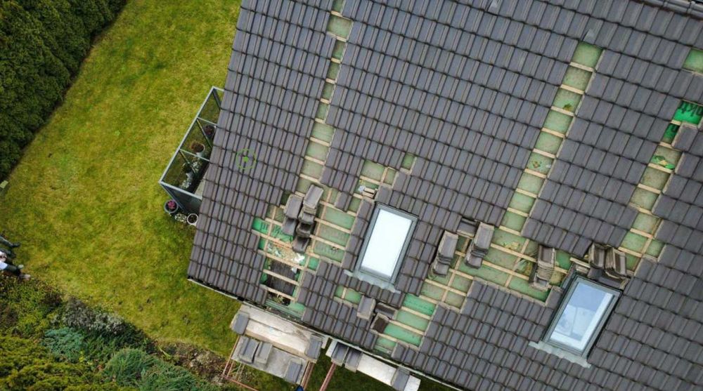 Naprawa dachu po kunach. Izolacja celulozą. Termowizja