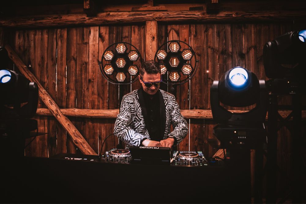 DJ na wesele / urodziny / imprezy okolicznościowe - Kalisz, Ostrów Wielkopolski, Sieradz, Ostrzeszów, Krotoszyn, Turek, Konin, Południowa Wielkopolska