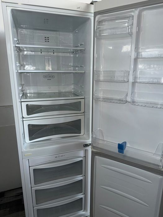 Frigorífico combinado LG