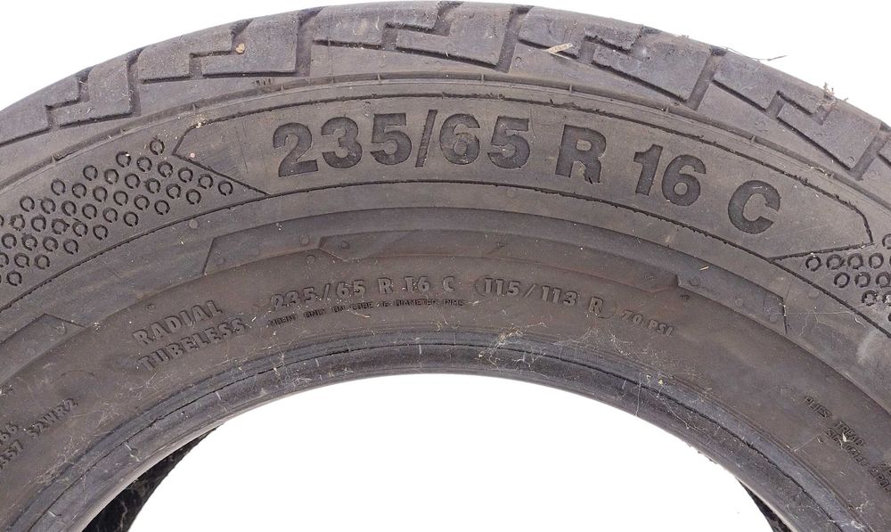 2x 235/65 R16C Continental VC100 opony letnie 6,5 mm / kurier montaż