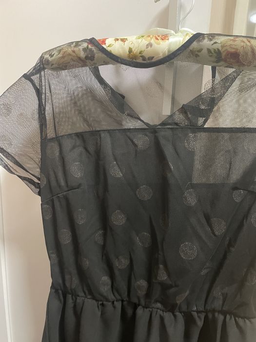 Чорна шифонова сукня