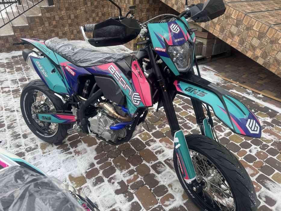 Мотоцикл Geon GNS 300 NB Motard 17/17 6 ст кпп