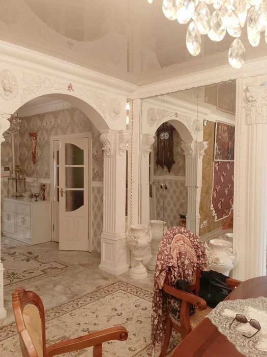 Продам гарний будинок з ремонтом в районі Масани