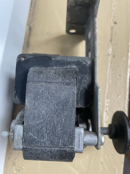 Двигатель вентилятора обдува