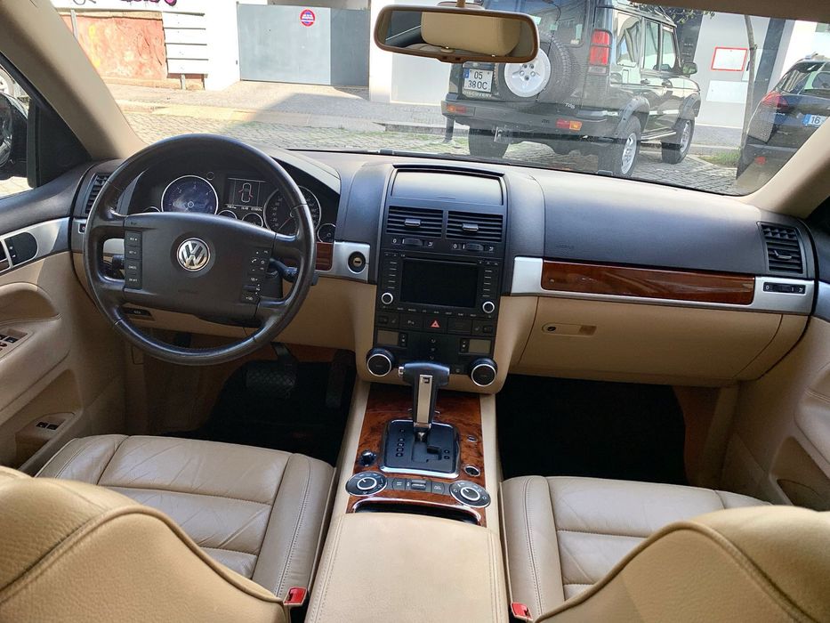 VW TOUAREG V6 - 233.000km reais