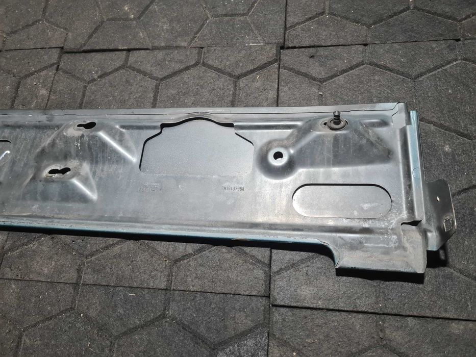 VW Transporter T5 blenda listwa zaślepka prowadnicy drzwi przesuwnych