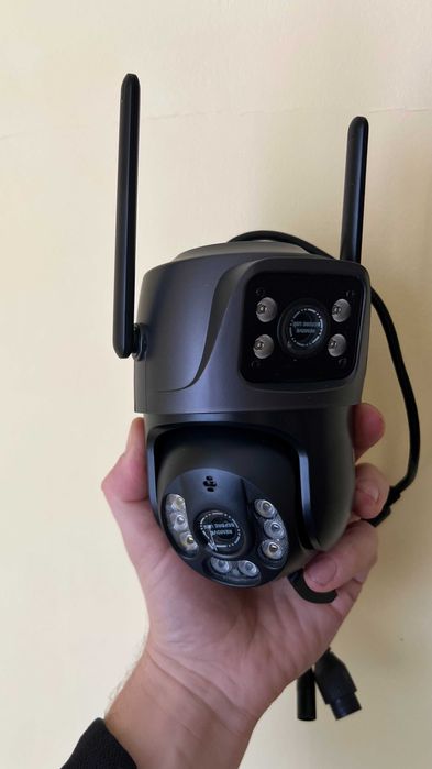 Поворотна подвійна wi fi. Нова  камера 8мр якість  UHD