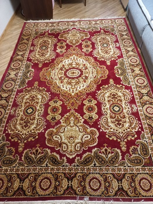 Продам ковер в отличном состоянии