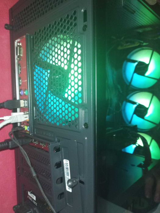 Computador Gaming I5 + RX 6600 + 16GB ram + 250GB SSD + 1TB HDD