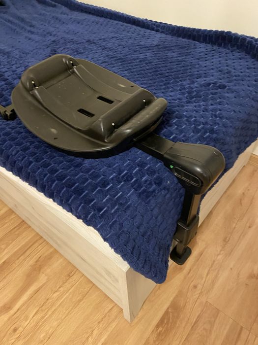 Kiddy Evoluna i-Size Plus z bazą Isofix Base