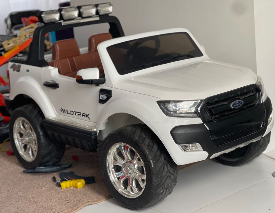 Дитяче авто Джип Ford Ranger