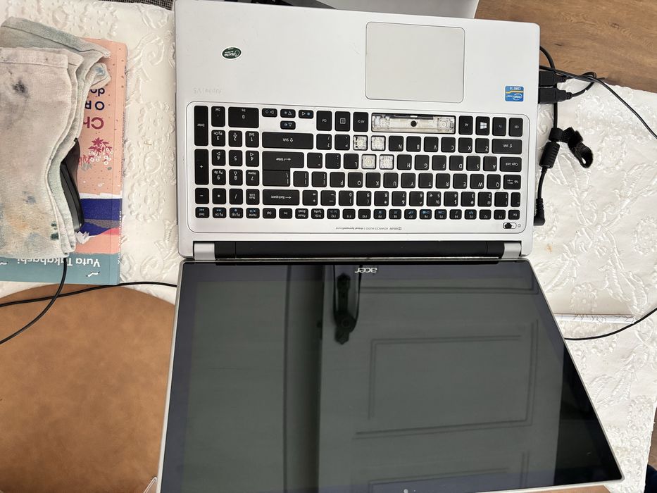 Portátil Acer Touchscreen