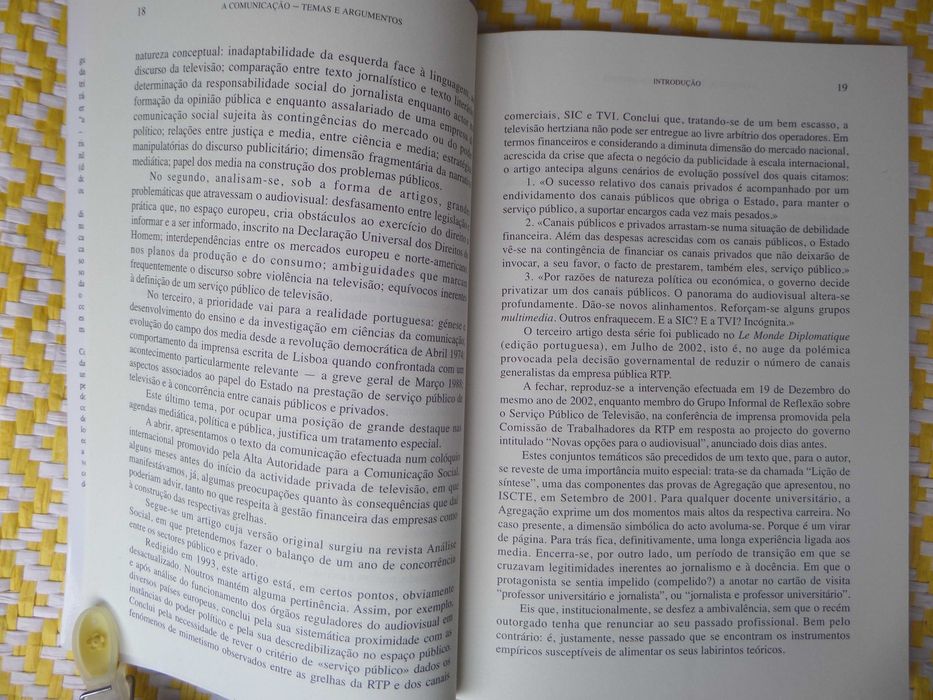 A comunicação - Temas e Argumentos
de José Rebelo