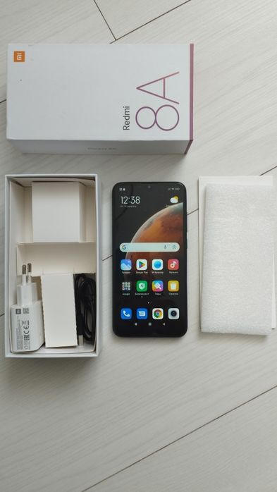 Продам телефон Xiaomi Redmi 8A