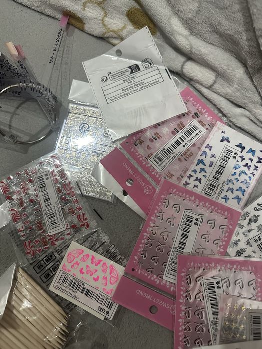 Material estético (nail designer)