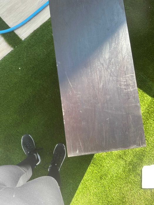 Cubo de Madeira com prateleiras para pendurar na parede