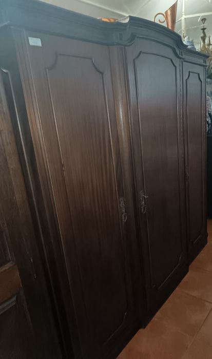 Guarda fatos roupeiro 3 portas