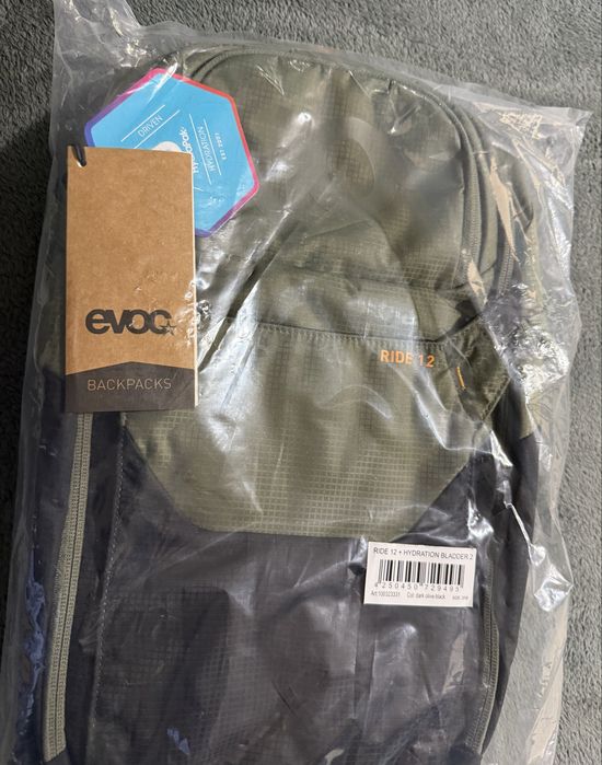 Plecak rowerowy EVOC Ride 12 + hydration bladder 2L