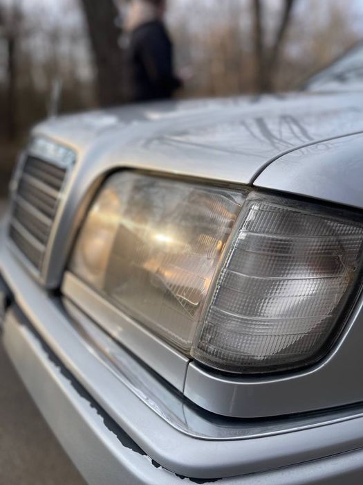 Продам MERCEDES 124