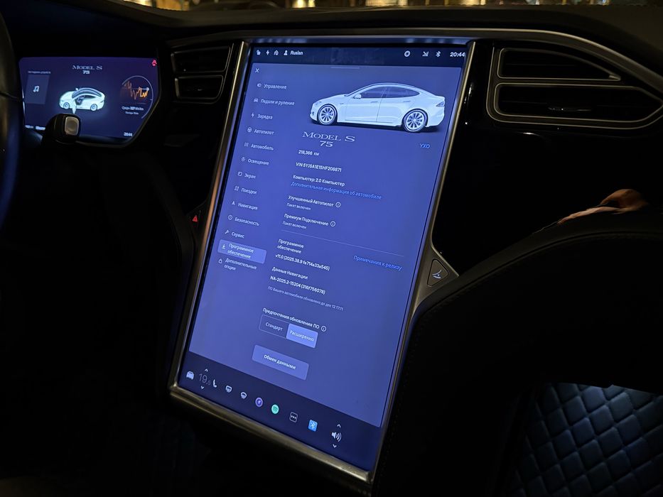 Продам Tesla модель S 75 2017 року