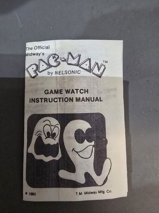 Pac-Man Nelsonic Game Watch 1982 -vintage LCD watch/game