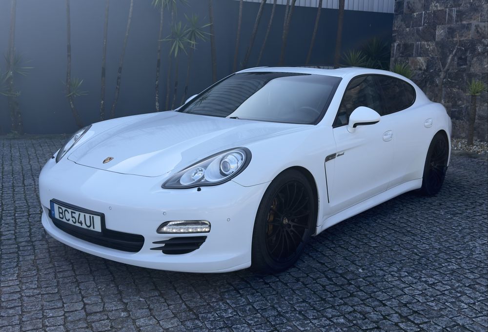 Porsche Panamera 250 CV Diesel ( 270.000 KM )
