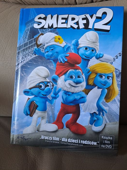 Książka z płytą DVD Smerfy 2. Uroczy film dla dzieci i rodziców.
