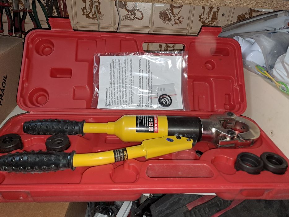 Alicate cravar hidráulico