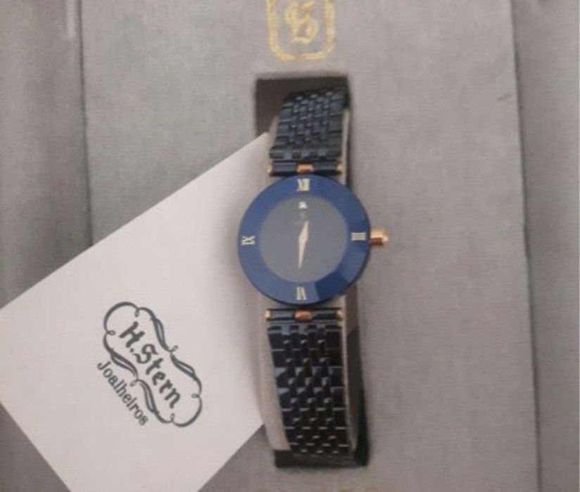 Relógio Feminino H stern com diamante e safira 
Com diamante e safira