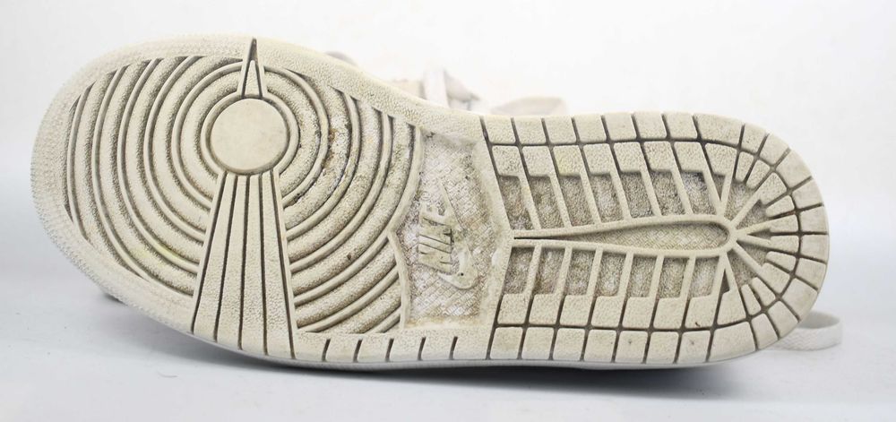 Używane Buty Air Jordan 1 Low Białe DV0990 roz. 38,5