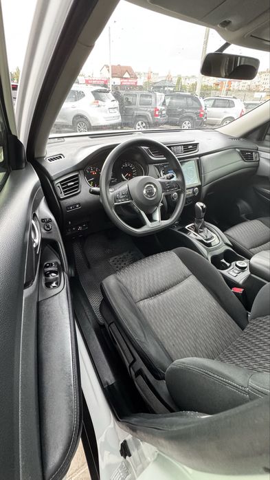 ОФІЦІЙНИЙ Nissan X-trail 2019 р 2.0 газ/бенз Автомат НЕ ФАРБОВАНИЙ
