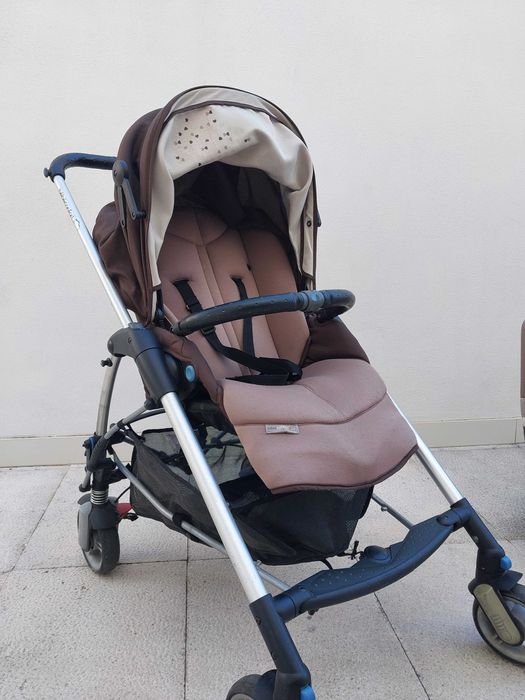 Carro de bebé,  alcofa e cadeira