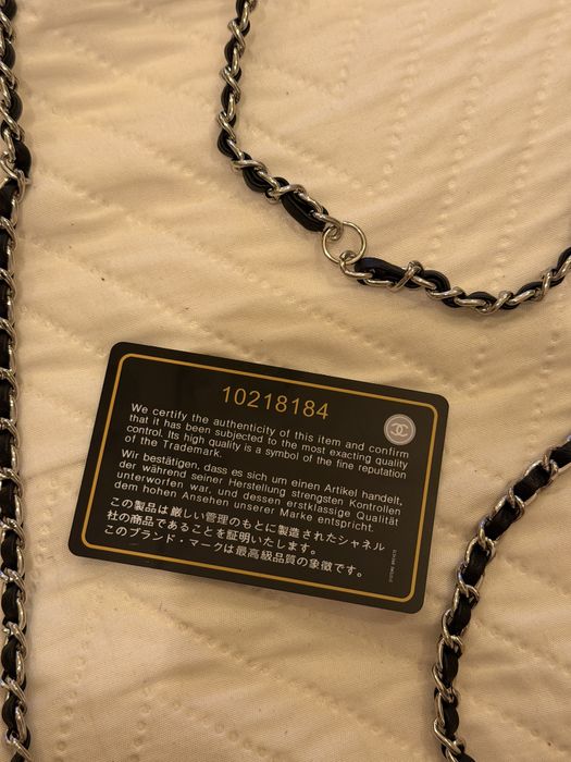 Chanel mini torebka