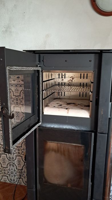 Salamandra e forno a palets
