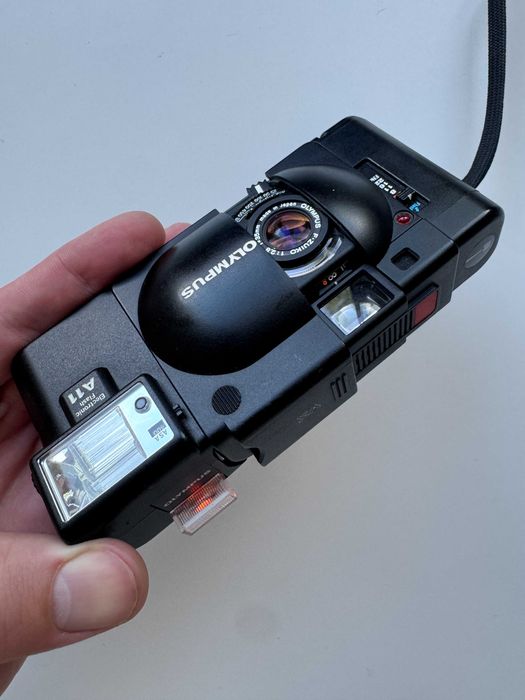 Olympus XA + A11 Flash + Etui | W pełni sprawny | super stan