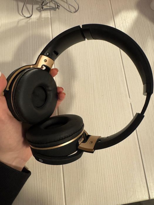 Бездротові навушники Wireless Bluetooth