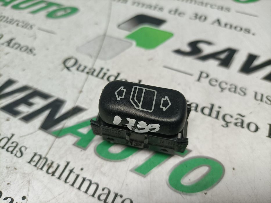 Comando / botão / interruptor vidros frente esquerdo MERCEDES-BENZ Cla