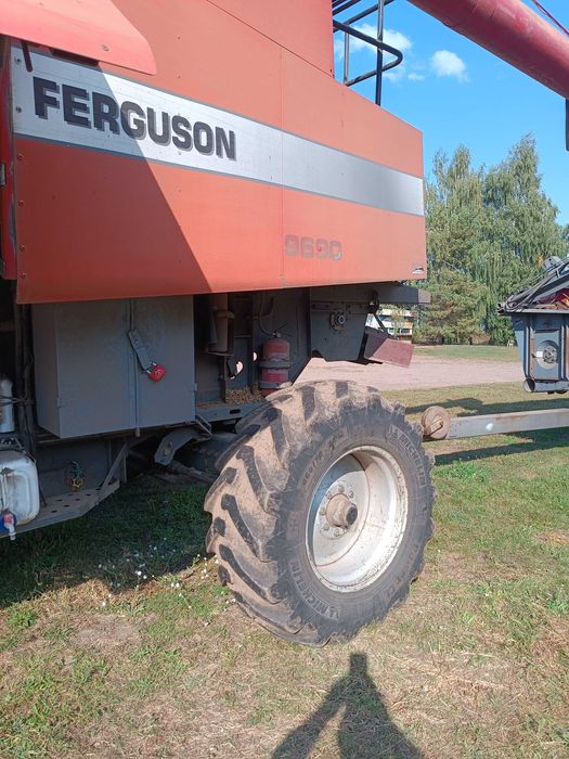 Комбайн MASSEY  9690