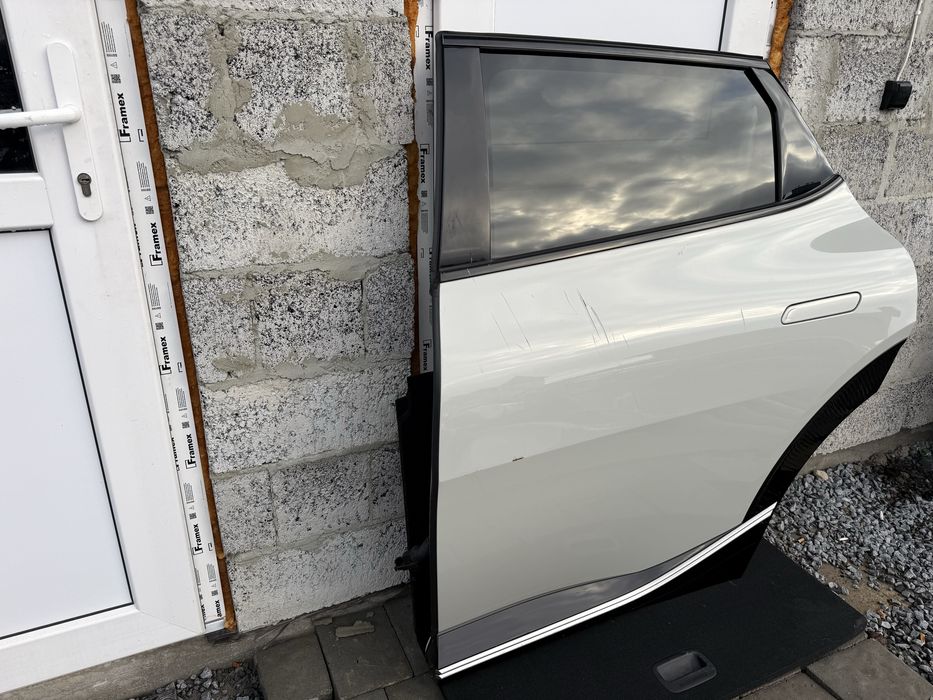 Двері задні ліві Kia EV 6