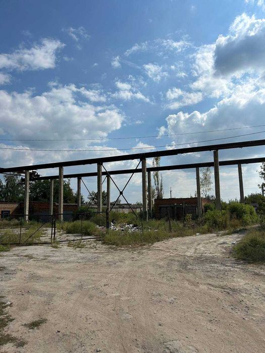 (7) Продаж майнового комплексу у м. Бар (8813)