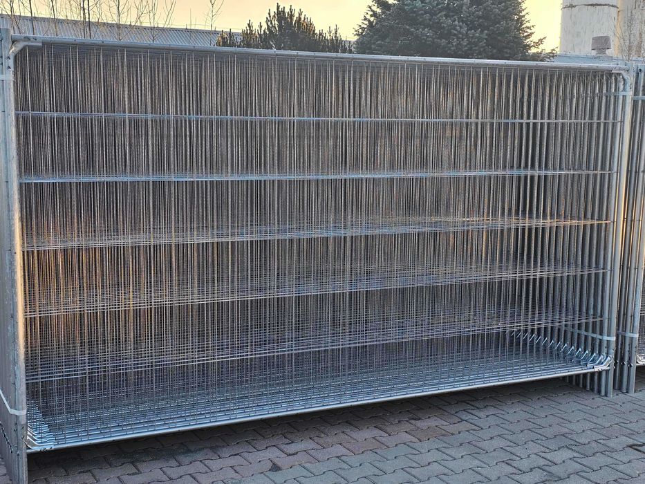 NOWEJ GENERACJI - MOCNE Tymczasowe ogrodzenie budowlane - Producent !