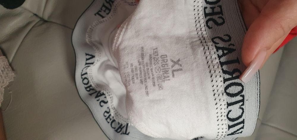 Majtki stringi Victoria Secret nowe xl