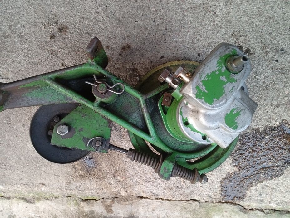 Pompa hydrauliczna John Deere 965,975,985,1065,1072,1075,1085