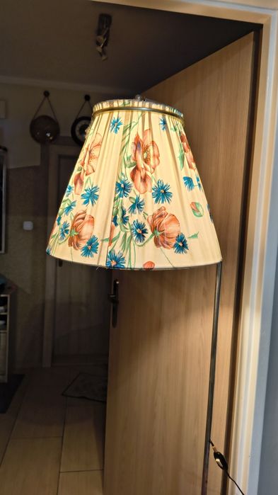 Lampa ze stolikiem PRL